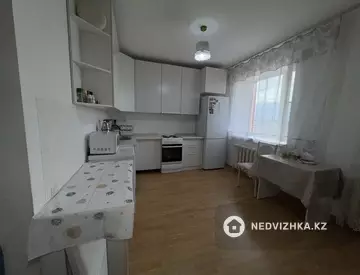 2-комнатная квартира, этаж 3 из 5, 51 м²