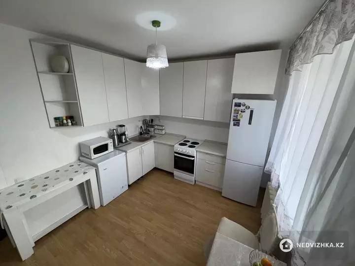 50.6 м², 2-комнатная квартира, этаж 3 из 5, 51 м², изображение - 1