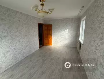3-комнатная квартира, этаж 5 из 5, 81 м², на длительный срок