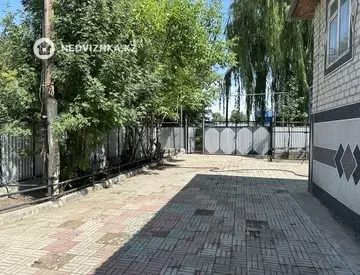 6-комнатный дом, 30 соток, 132 м²