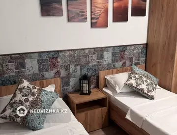 2-комнатная квартира, этаж 1 из 5, 40 м², посуточно