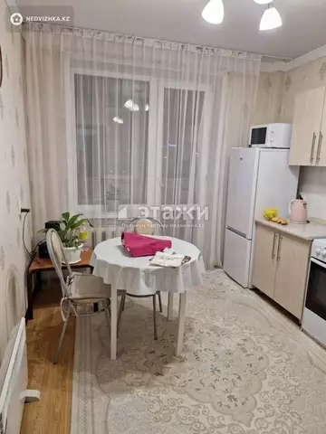 1-комнатная квартира, этаж 9 из 12, 39 м²