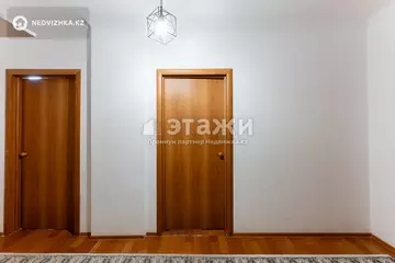 77.8 м², 2-комнатная квартира, этаж 7 из 12, 78 м², изображение - 17