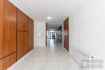 3-комнатная квартира, этаж 11 из 23, 76 м²