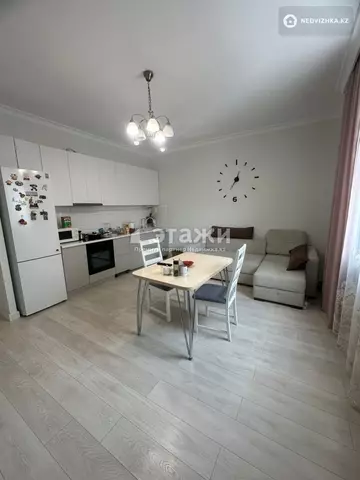 2-комнатная квартира, этаж 7 из 12, 55 м²