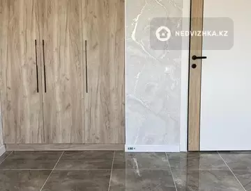 2-комнатная квартира, этаж 12 из 12, 49 м²