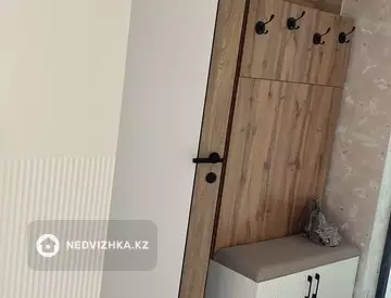 2-комнатная квартира, этаж 12 из 12, 49 м²