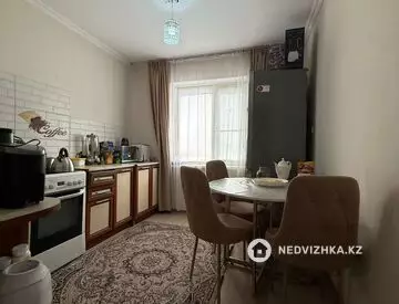 2-комнатная квартира, этаж 9 из 10, 55 м²