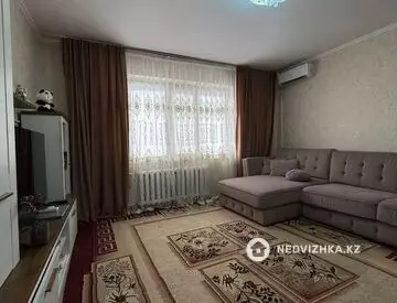 2-комнатная квартира, этаж 9 из 10, 55 м²