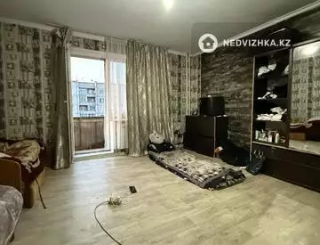 1-комнатная квартира, этаж 8 из 10, 47 м²