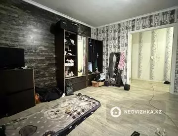 1-комнатная квартира, этаж 8 из 10, 47 м²
