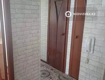 3-комнатная квартира, этаж 1 из 5, 60 м²
