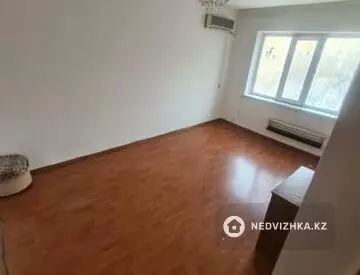 3-комнатная квартира, этаж 3 из 5, 68 м²