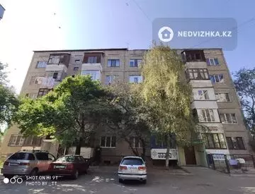 3-комнатная квартира, этаж 3 из 5, 68 м²