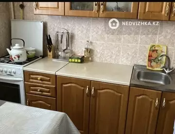 2-комнатная квартира, этаж 2 из 9, 55 м², посуточно