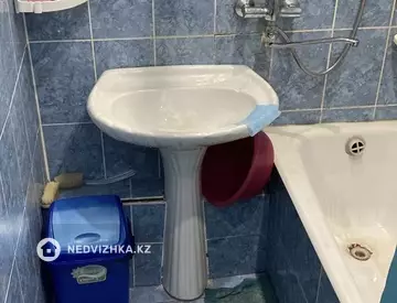 2-комнатная квартира, этаж 2 из 9, 55 м², посуточно