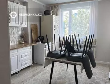3-комнатная квартира, этаж 1 из 5, 84 м²