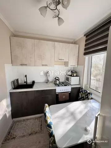 1-комнатная квартира, этаж 4 из 5, 32 м²