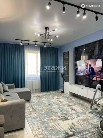 2-комнатная квартира, этаж 10 из 12, 70 м²