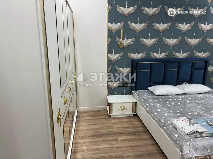 70 м², 2-комнатная квартира, этаж 2 из 12, 70 м², изображение - 1