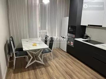70 м², 2-комнатная квартира, этаж 2 из 12, 70 м², изображение - 4