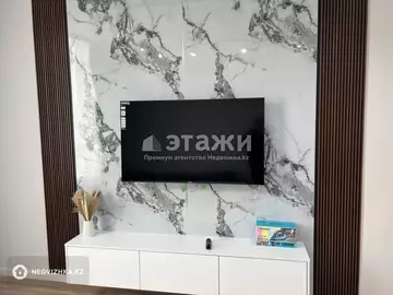 2-комнатная квартира, этаж 2 из 12, 70 м²