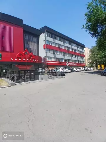 1-комнатная квартира, этаж 3 из 5, 14 м²