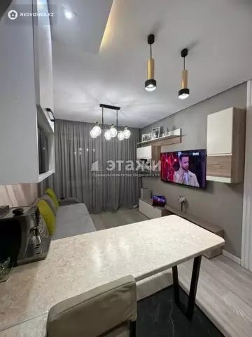 2-комнатная квартира, этаж 3 из 13, 56 м²