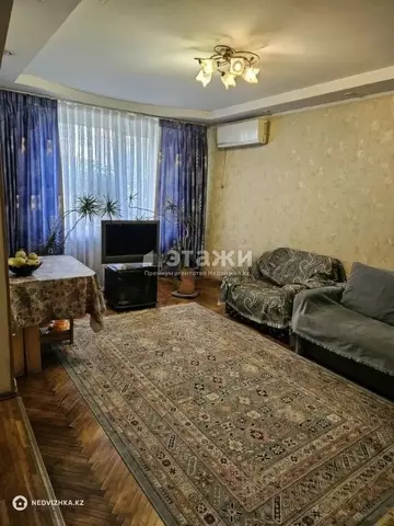3-комнатная квартира, этаж 1 из 4, 72 м²