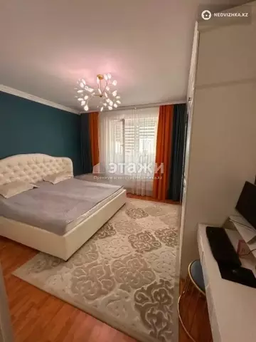 2-комнатная квартира, этаж 12 из 18, 82 м²