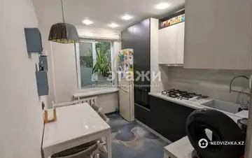 3-комнатная квартира, этаж 1 из 4, 61 м²