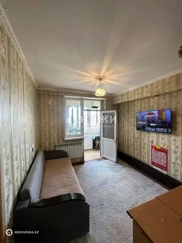 1-комнатная квартира, этаж 4 из 5, 30 м²