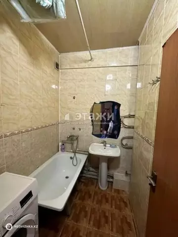 1-комнатная квартира, этаж 4 из 5, 30 м²