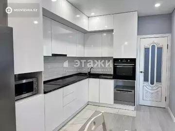 3-комнатная квартира, этаж 9 из 13, 95 м²