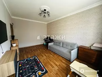 2-комнатная квартира, этаж 3 из 5, 61 м²