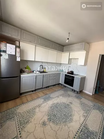 3-комнатная квартира, этаж 7 из 9, 93 м²