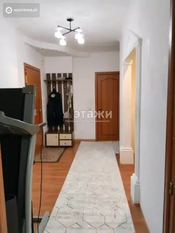 2-комнатная квартира, этаж 12 из 16, 61 м²