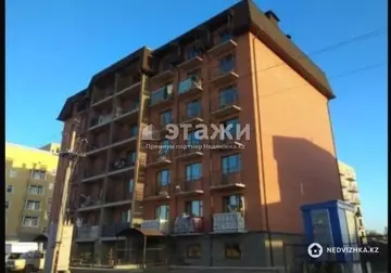 1-комнатная квартира, этаж 3 из 5, 27 м²