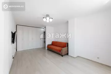 60.6 м², 2-комнатная квартира, этаж 2 из 14, 61 м², изображение - 4