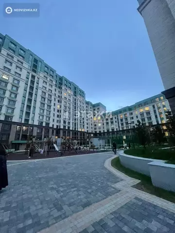 2-комнатная квартира, этаж 3 из 8, 70 м²