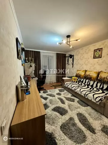 3-комнатная квартира, этаж 1 из 5, 74 м²