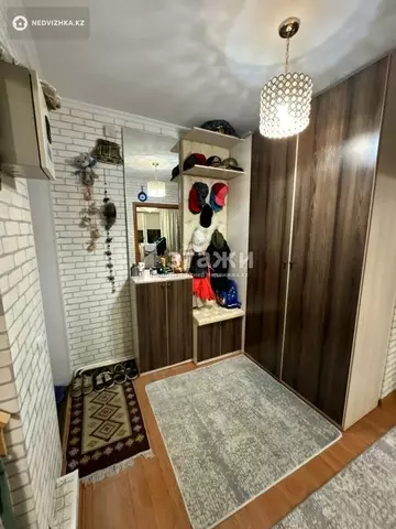 3-комнатная квартира, этаж 1 из 5, 74 м²