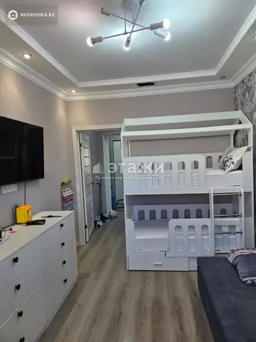 2-комнатная квартира, этаж 9 из 9, 41 м²