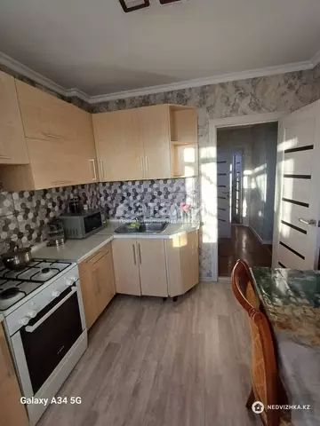 2-комнатная квартира, этаж 4 из 5, 50 м²