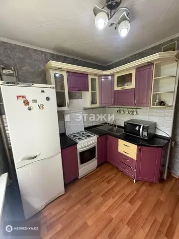 1-комнатная квартира, этаж 3 из 5, 37 м²