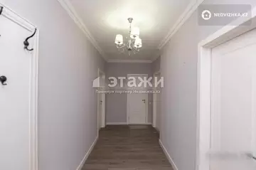2-комнатная квартира, этаж 4 из 12, 61 м²