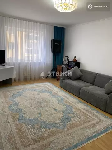 2-комнатная квартира, этаж 8 из 18, 67 м²