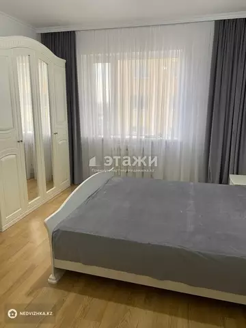2-комнатная квартира, этаж 8 из 18, 67 м²
