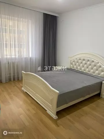 2-комнатная квартира, этаж 8 из 18, 67 м²