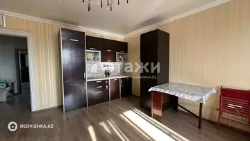 2-комнатная квартира, этаж 8 из 9, 62 м²